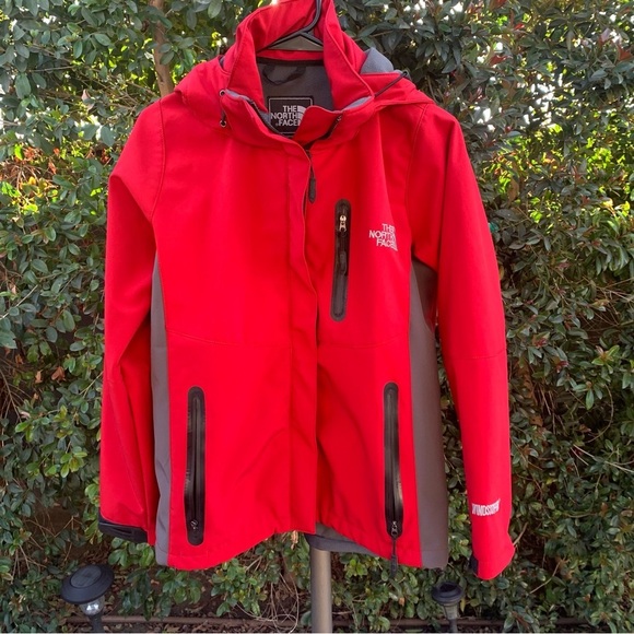 The North Face Summit Series Windstopper Red Jacket - Picture 3 of 10